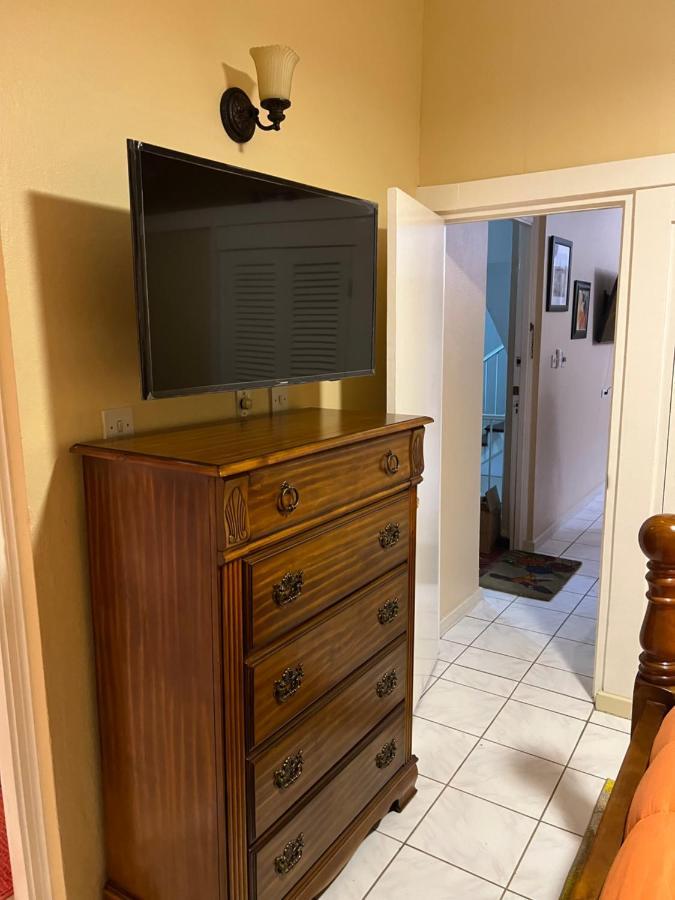 Lovely Modern 1Bedroom Overlooking Carribean Sea. Очо Риос Екстериор снимка
