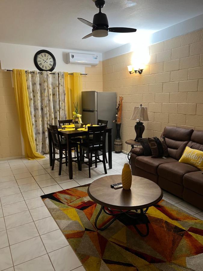 Lovely Modern 1Bedroom Overlooking Carribean Sea. Очо Риос Екстериор снимка
